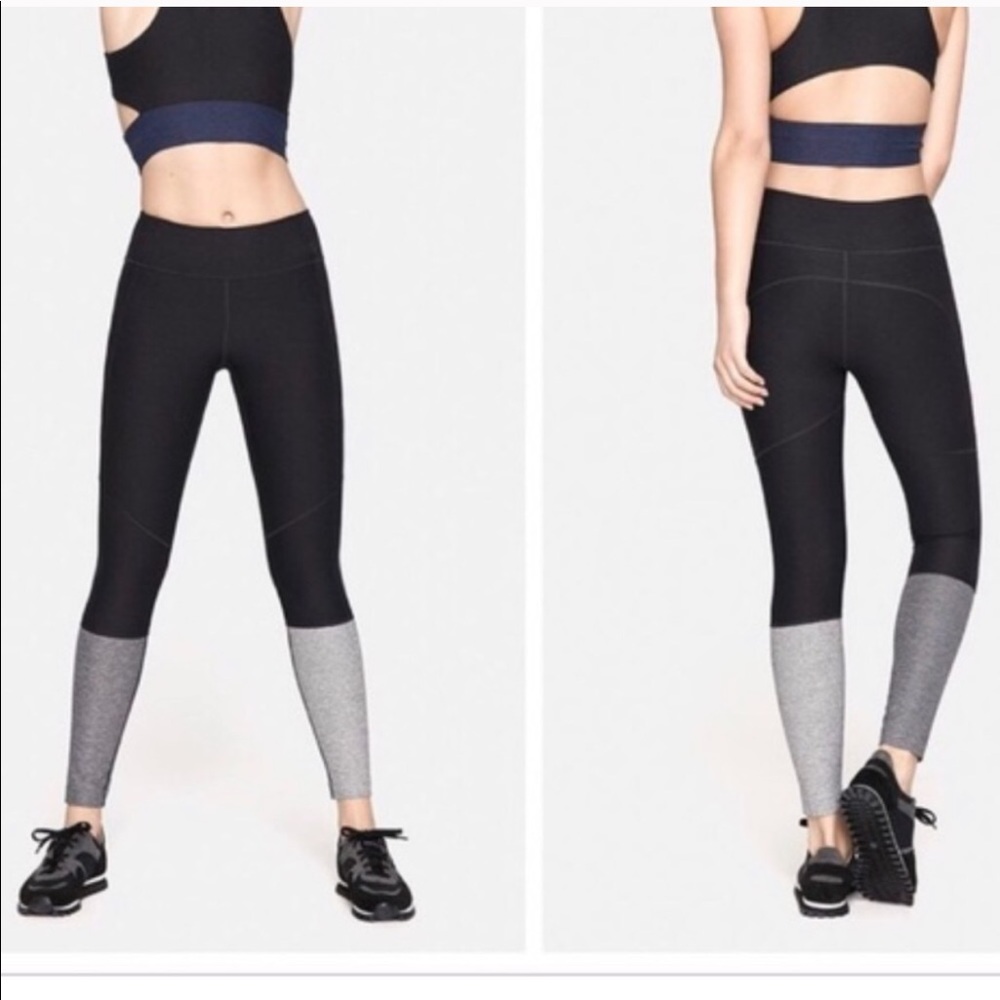Outdoor voices 7/8 warm up leggings